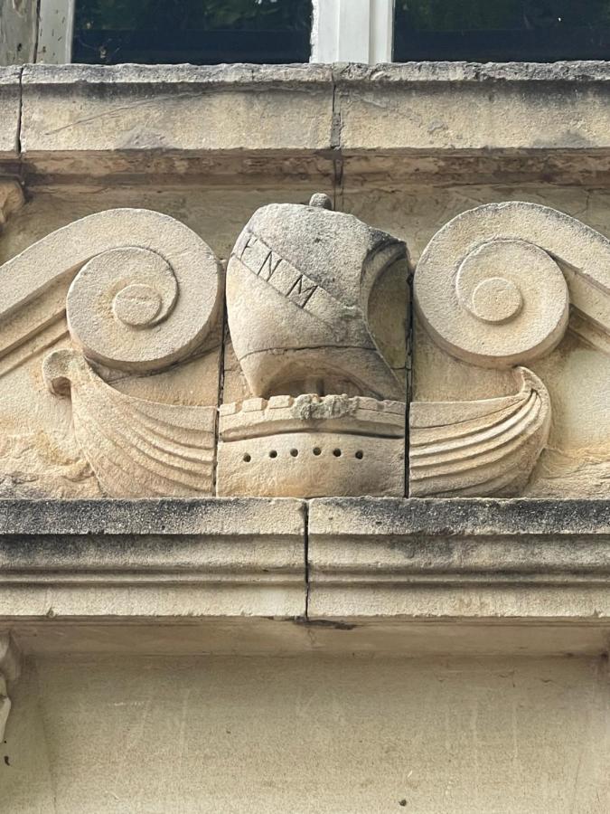 Le Mogador Chateau Du Martinet Violès Buitenkant foto